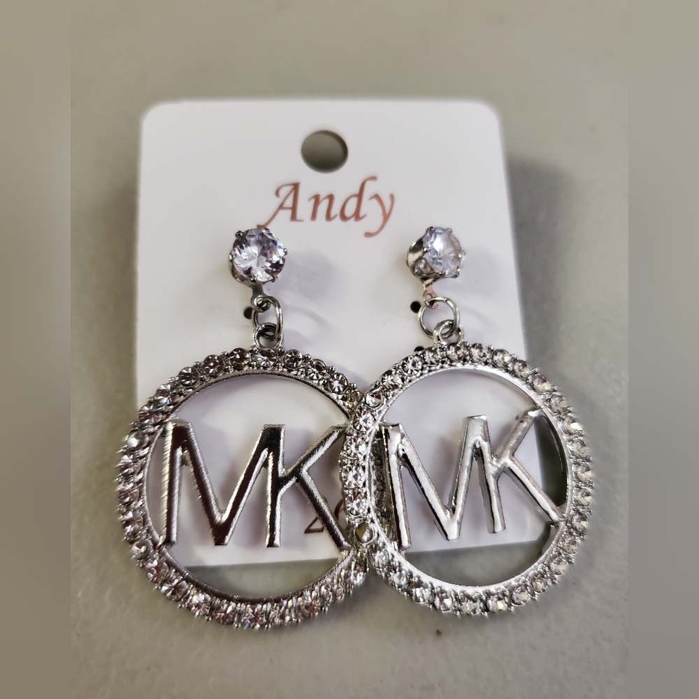 NWOT/EARRINGS